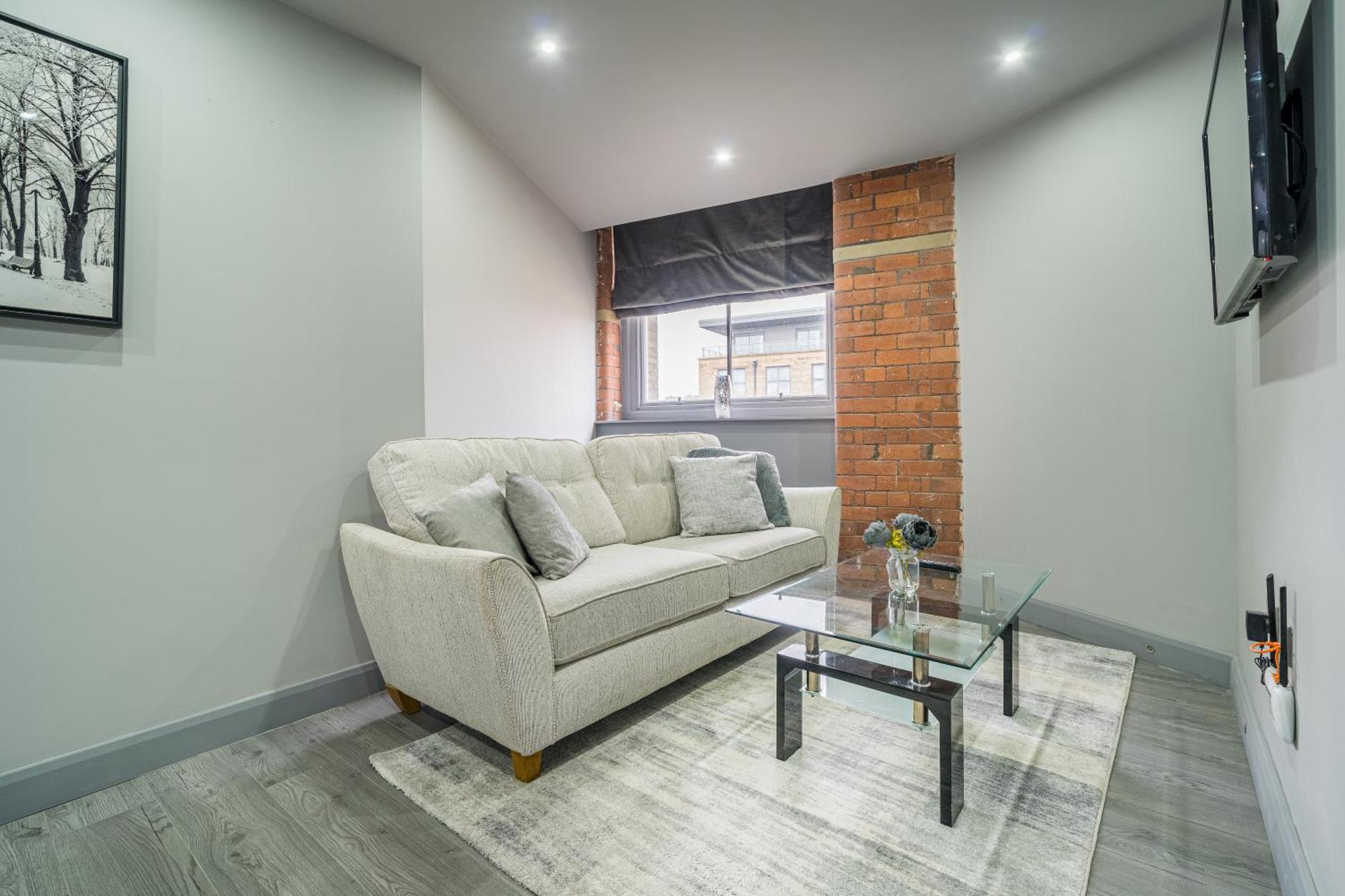 Hotl Aparts Huddersfield Central Room photo